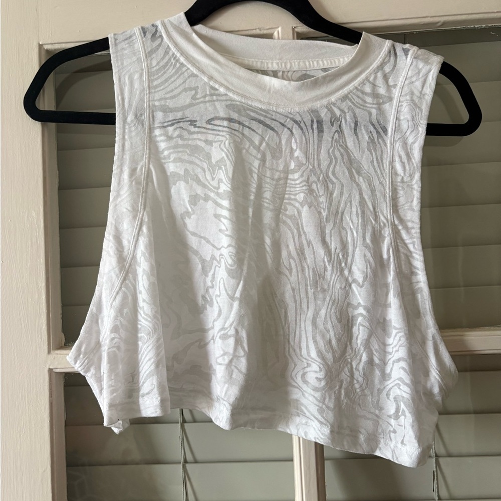 lululemon cropped lacy tank